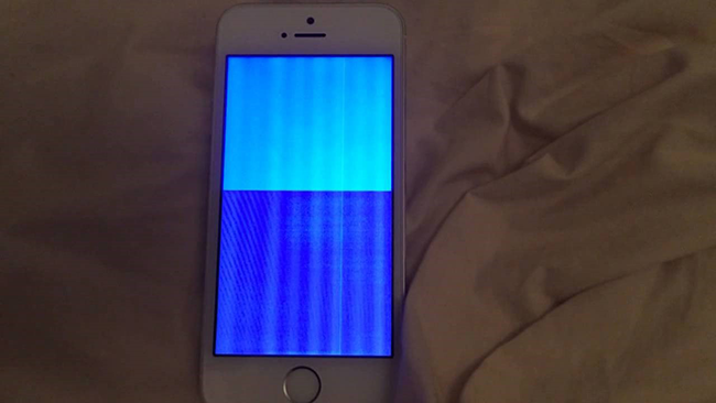 blue line on iphone screen