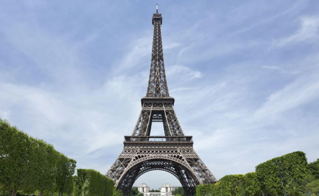 eiffel tower