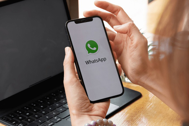 how to send multiple pictures on whatsapp