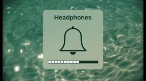 check if your ipad stuck in headphones mode