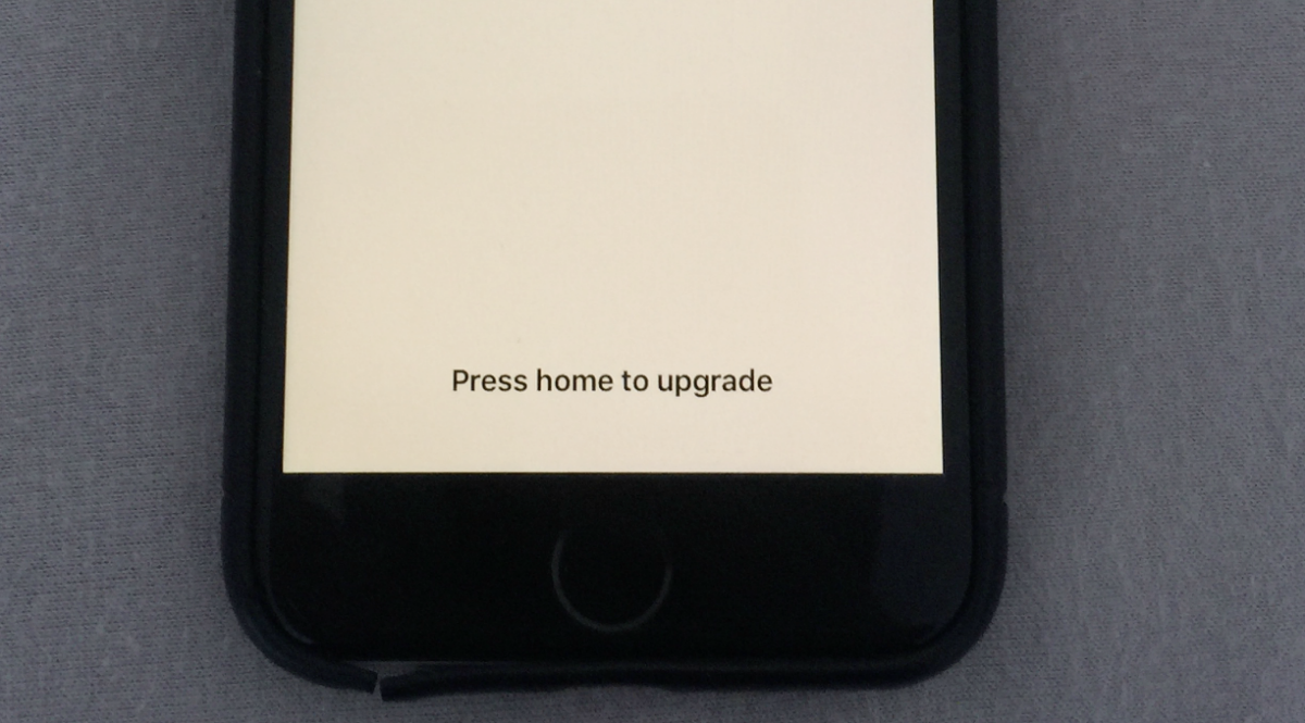 iphone stuck on press home to update