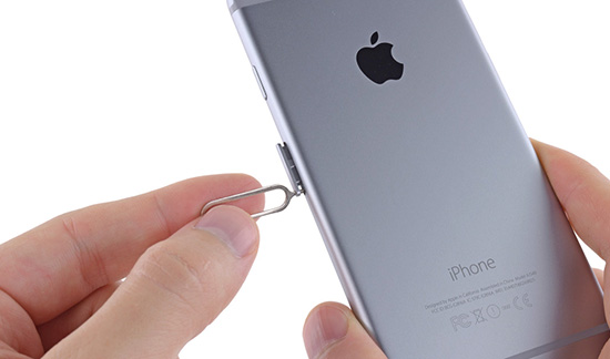 remove and reinsert sim card to fix iphone unavailable no erase option